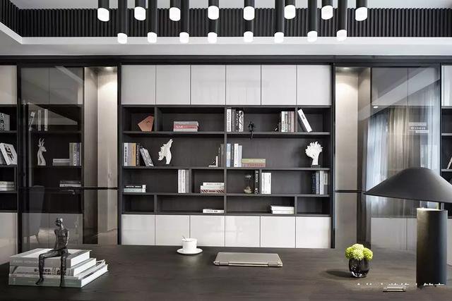 450平米現(xiàn)代別墅的裝修，大氣奢華，營(yíng)造高品質(zhì)生活！