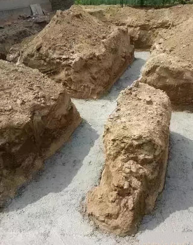 相比在城里買套二居室都能在老家蓋棟別墅了；現(xiàn)在我們來看下吧！