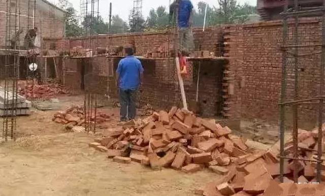 相比在城里買套二居室都能在老家蓋棟別墅了；現(xiàn)在我們來看下吧！