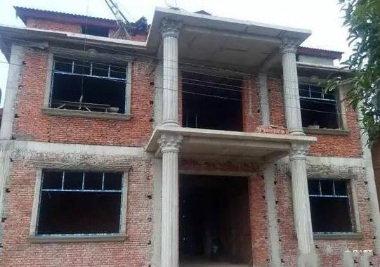 相比在城里買套二居室都能在老家蓋棟別墅了；現(xiàn)在我們來看下吧！