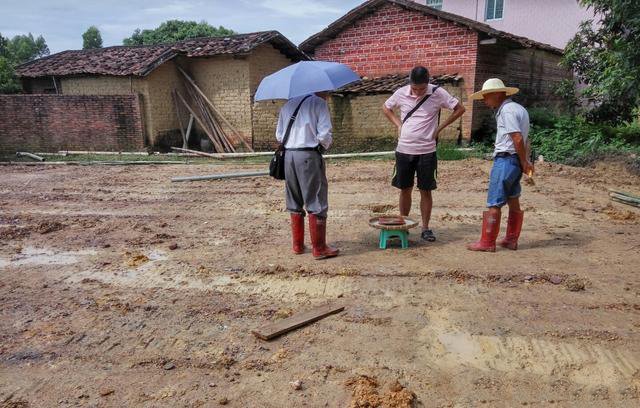 在我們農(nóng)村建房子是人生大事，需要非常謹(jǐn)慎處理，告訴你過(guò)來(lái)人的寶貴經(jīng)驗(yàn)！