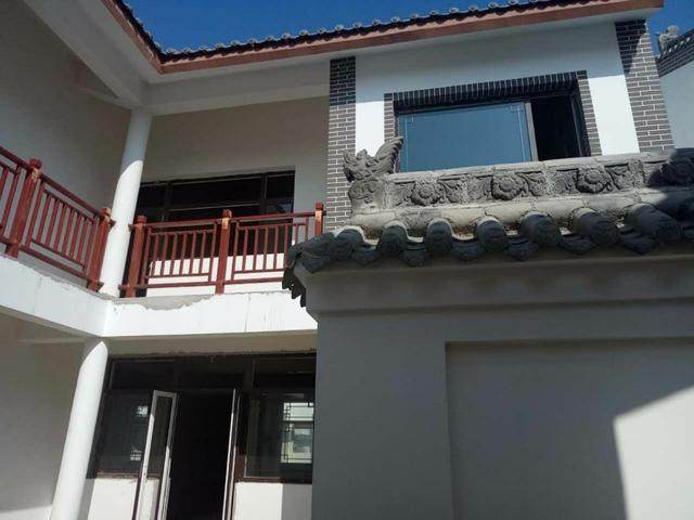 今天帶給您的這套中式小庭院占地面積小，造價經(jīng)濟，普通人也可以建造！