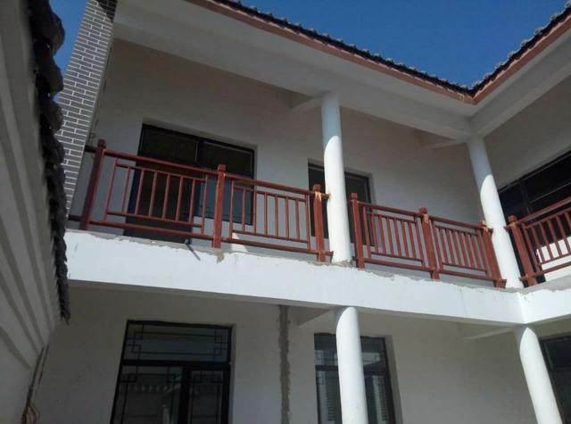 今天帶給您的這套中式小庭院占地面積小，造價經(jīng)濟，普通人也可以建造！