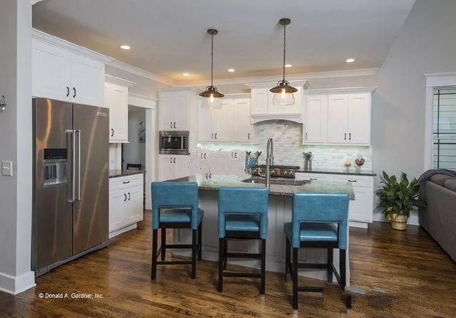 非常適合度假屋的建造，雖然說占地不小，但是主要的空間都在一樓，二樓只是一個閣樓!