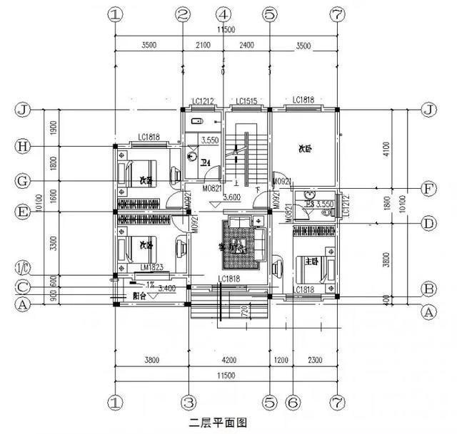 。今天推薦的三層自建房屋占地110平方米。室內(nèi)設(shè)計(jì)包括一個(gè)主房間，一個(gè)農(nóng)具室，一個(gè)消防室和一個(gè)陽(yáng)臺(tái)。這在農(nóng)村地區(qū)是非常必要和實(shí)用的。