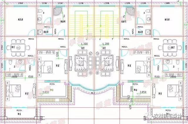 很常見的雙拼戶型，就是兩家獨門獨戶，兩家的室內布局包括外觀都一模一樣，有各自的生活空間。