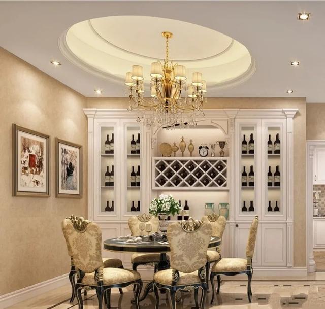 城市生活的節(jié)奏很快，等我攢夠了錢，我會放下包袱，在家鄉(xiāng)的宅基地上蓋一棟好房子，過無憂無慮的生活