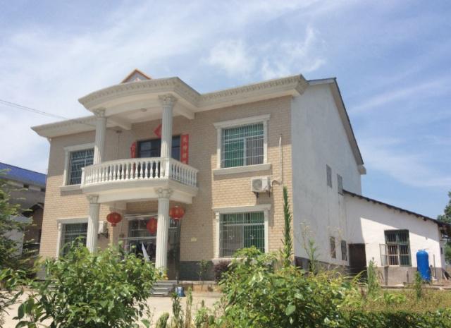 為什么大多數(shù)建在農(nóng)村的房子和效果圖不一樣？看了這個鄉(xiāng)村別墅后，我明白了