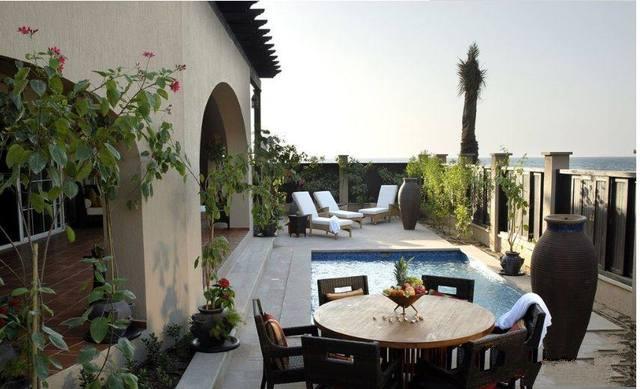 經(jīng)典的三層鄉(xiāng)村別墅，視頻室，工作室，活動(dòng)室，空客廳，所有建筑圖紙！