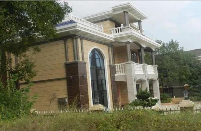 在農(nóng)村地區(qū)建造別墅