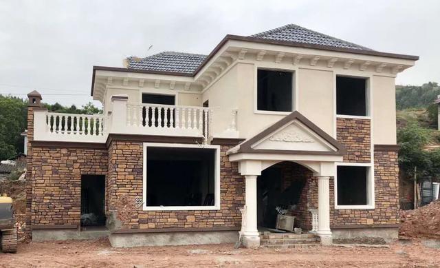 建造美麗實(shí)用的鄉(xiāng)村別墅。