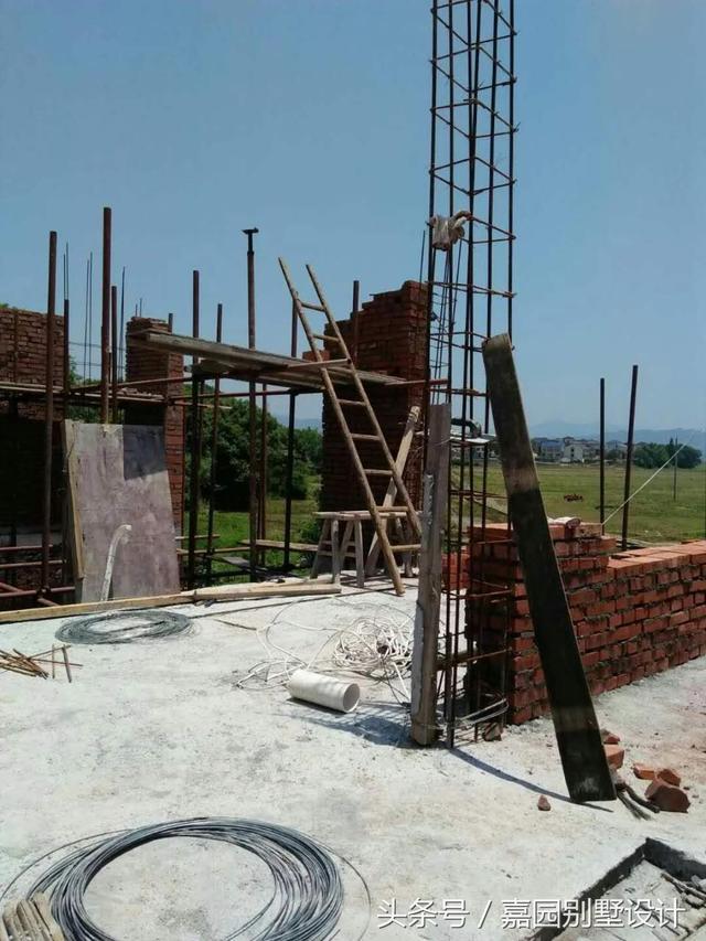 　三層別墅的設(shè)計(jì)圖