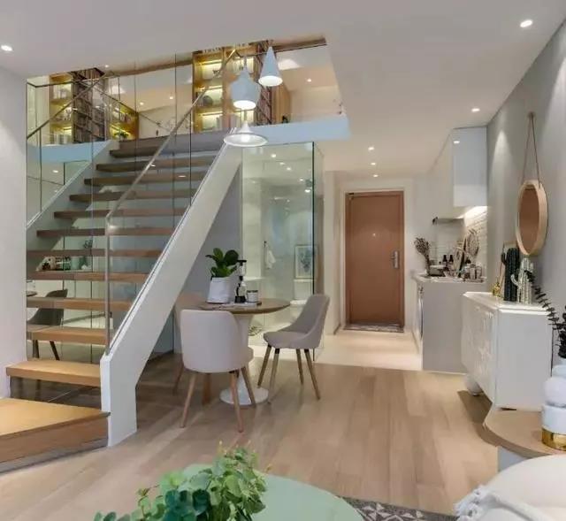  新農(nóng)村三層復(fù)式大樓的建筑設(shè)計(jì)圖