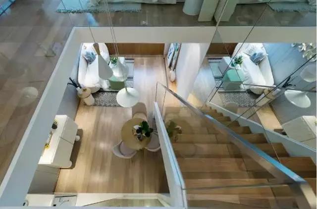  新農(nóng)村三層復(fù)式大樓的建筑設(shè)計(jì)圖