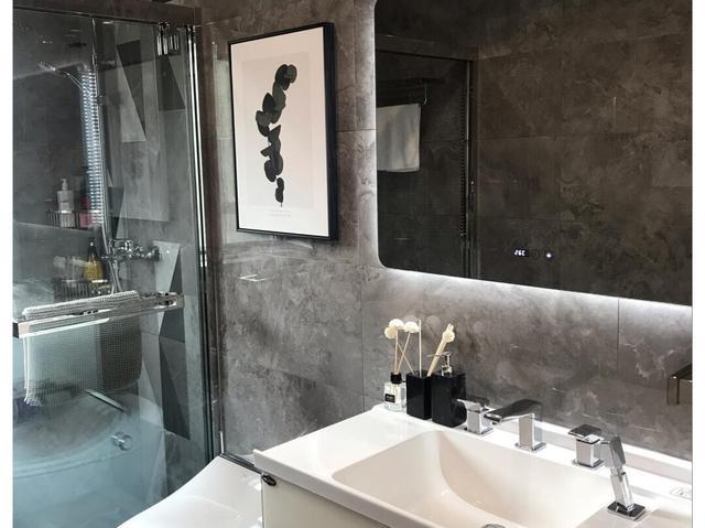 現(xiàn)代奢華風(fēng)格的別墅