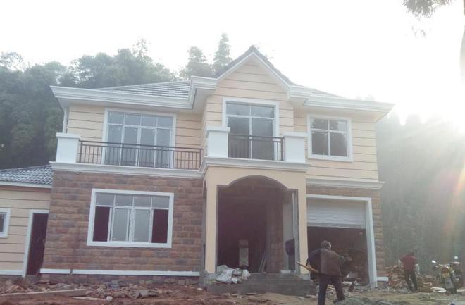 鄉(xiāng)村二層別墅，蓋出來竟然和效果圖完全一樣，驚呆了