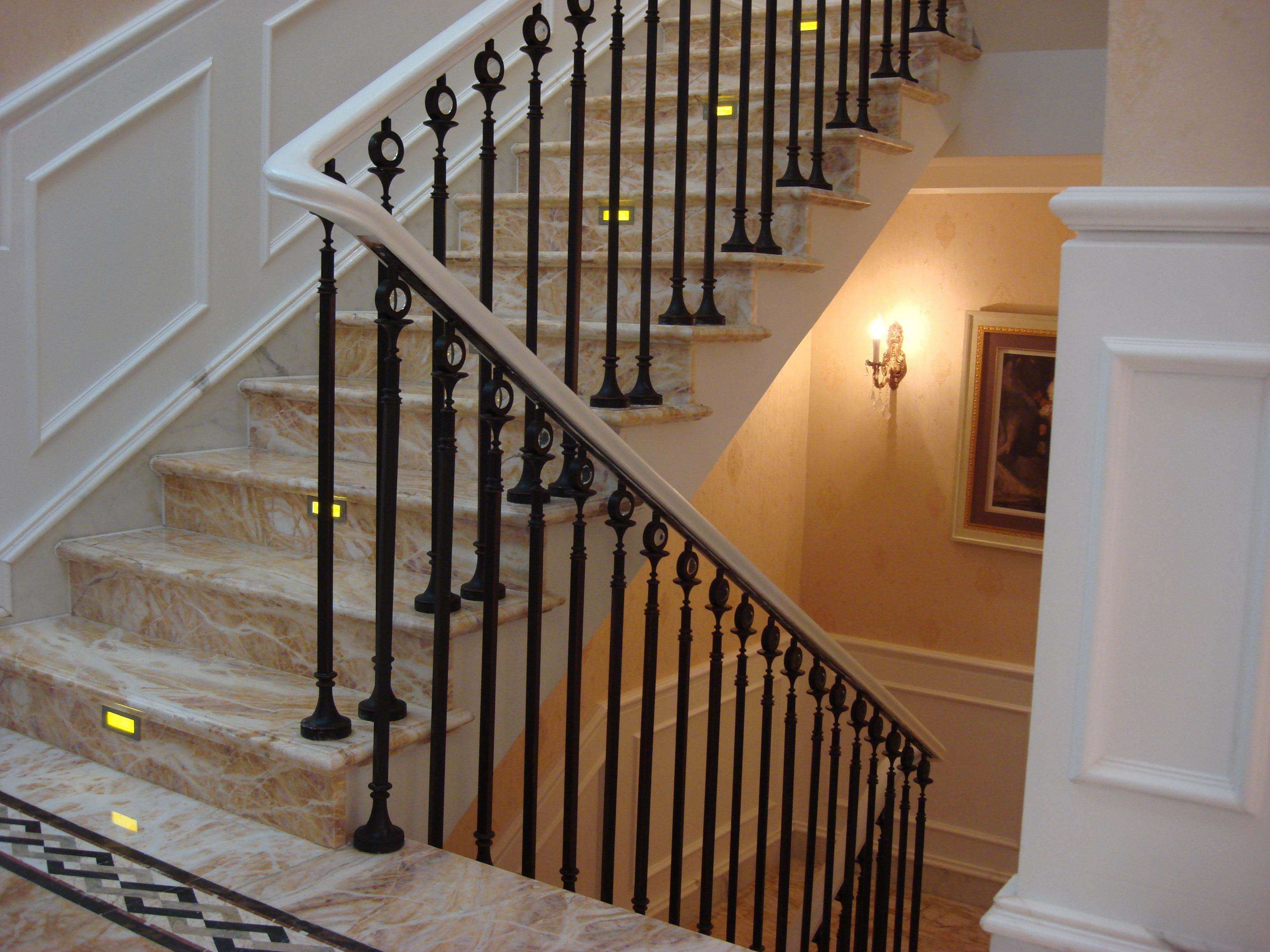 別墅樓梯踏步高度多少合適，樓梯踏步高度一般是多少